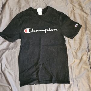 Champion black embroidered short-sleeved t-shirt size adult small